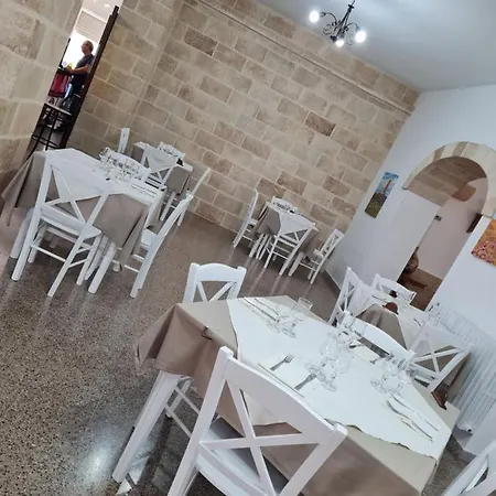 ホテル Salento 3*